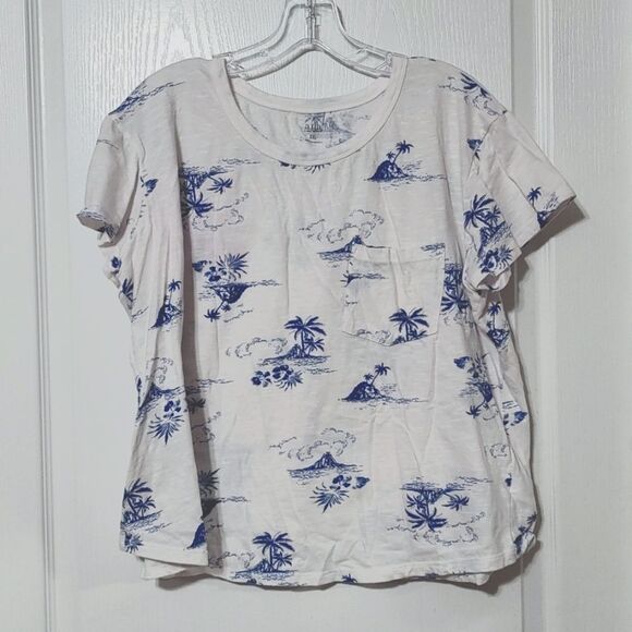 T-shirt  - Picture 1 of 3